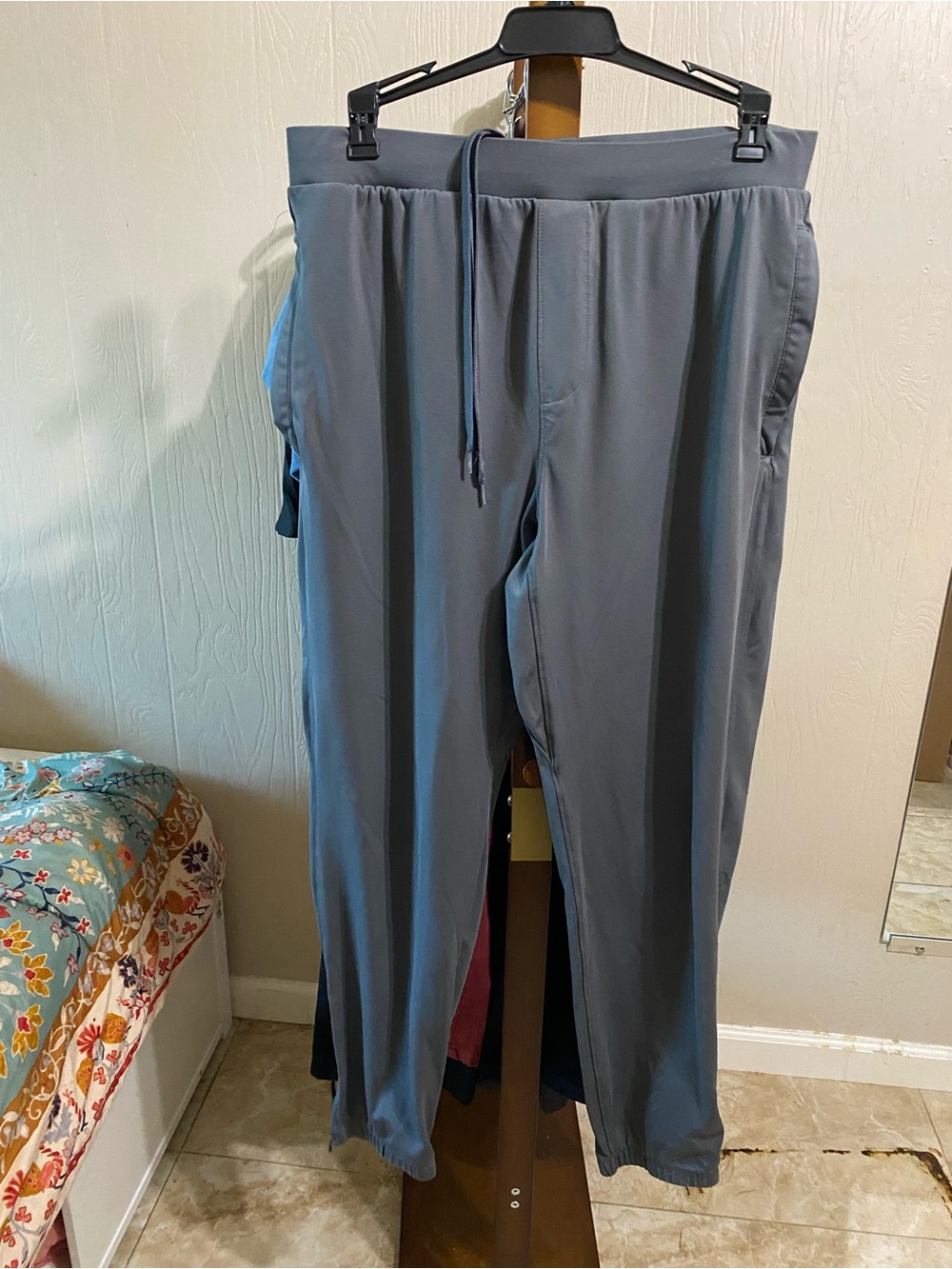 Mondetta Men's Drawstring Joggers - Gray Blue